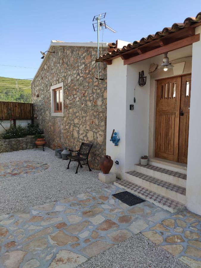 Villa Renovated Wine Press House - With Pool Porto de Mós Exterior foto