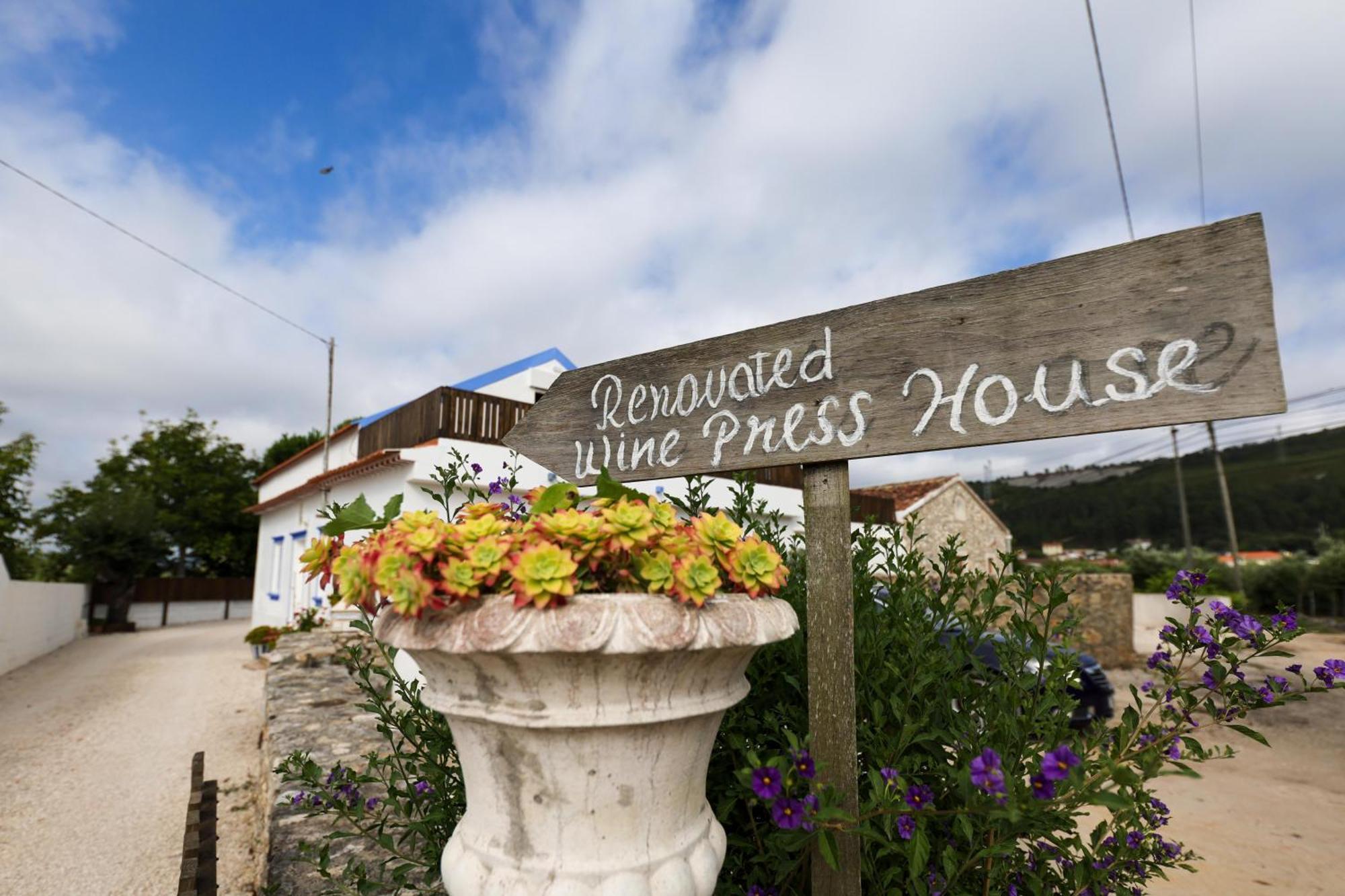 Villa Renovated Wine Press House - With Pool Porto de Mós Exterior foto